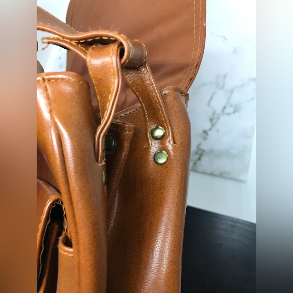 Vintage Brown Leather Shoulder Bag Purse - Picture 14 of 16